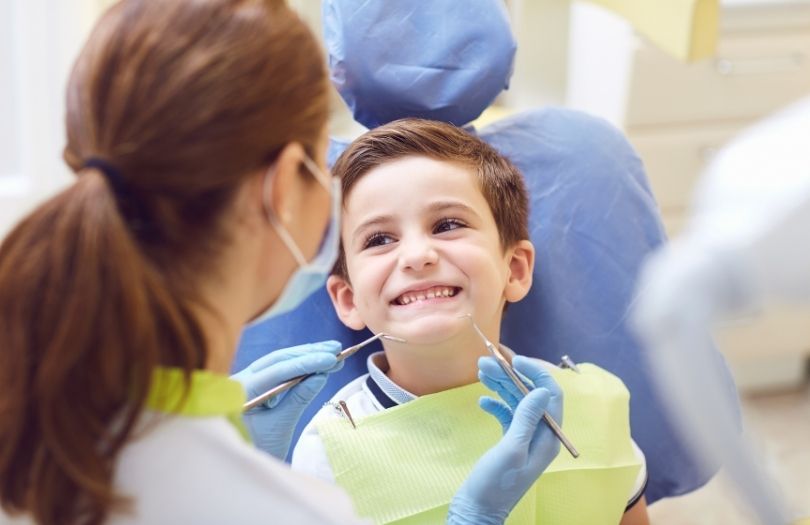 Invisalign First nedir? 8 Erken Ortodontik Tedaviler 2 Dr ozlem aylikci ortodonti uzmani seffaf plak uzmani invisalign uzmani invisalign provider invisalign teen provider