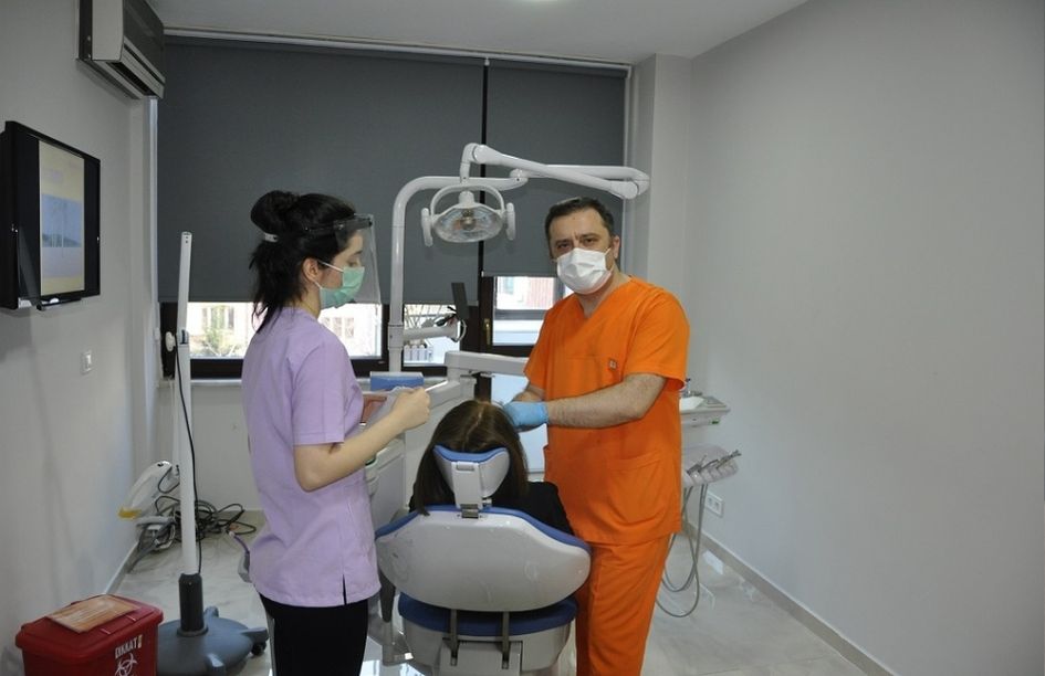 Dr. Ozan KEFELİ 1 Dr Ozlem Aylikci Dental Klinik Ozan Kefeli